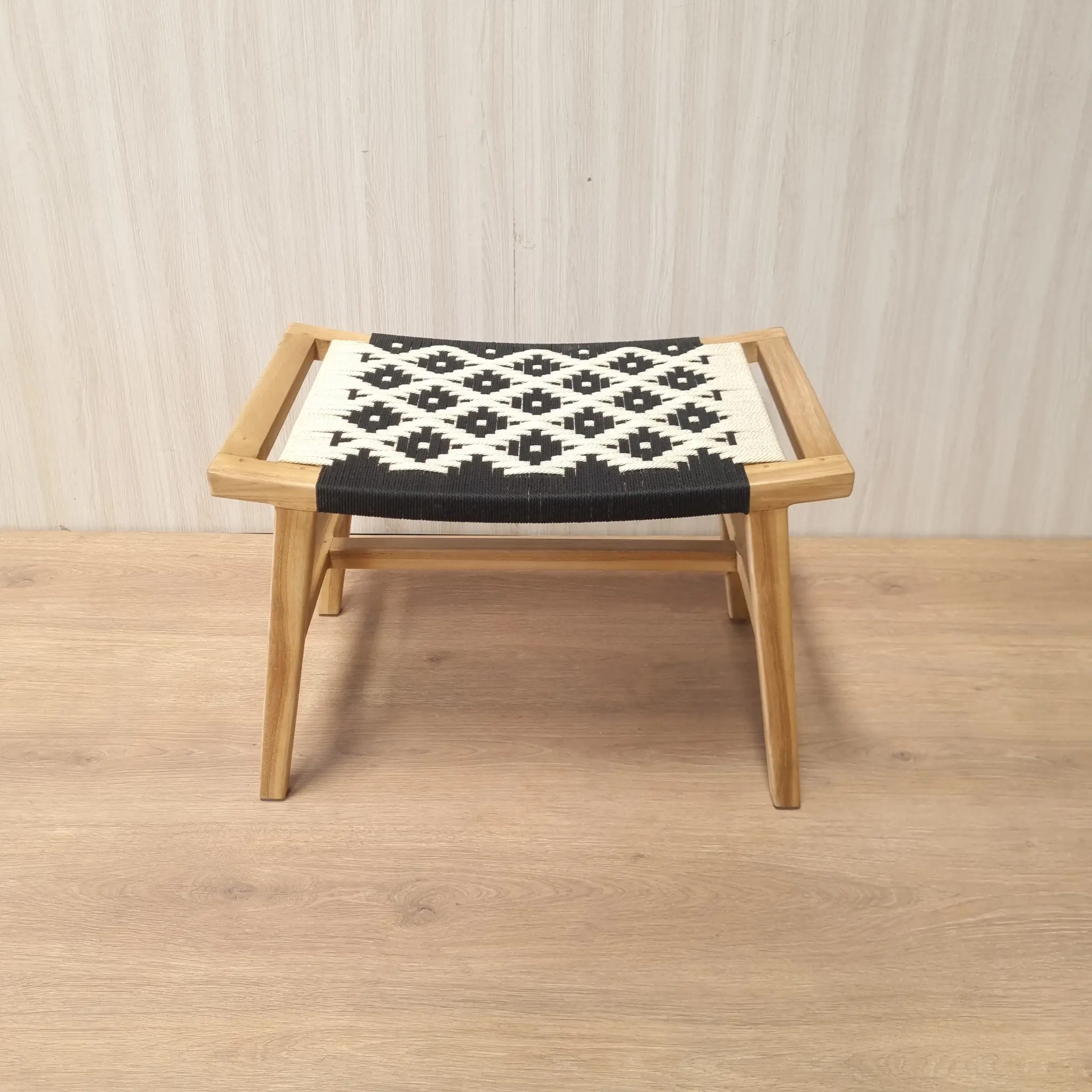 TEAK WOOD AND ROPE Stool and Bench Indonesia Lou Stool export furniture